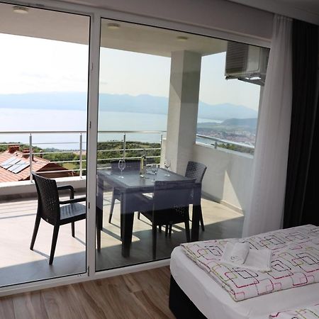 אוהריד Velestovo View Apartments מראה חיצוני תמונה